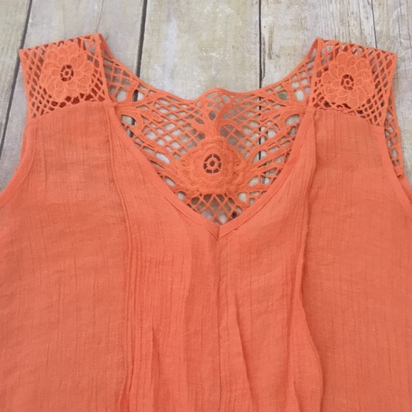 Spense Tank Top - Picture 2 of 5